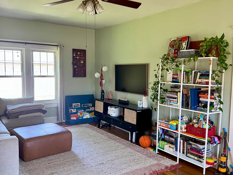 23 Orchard Pl — Photo 4