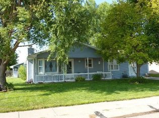 1021 Hackberry Rd, North Platte, NE 69101
