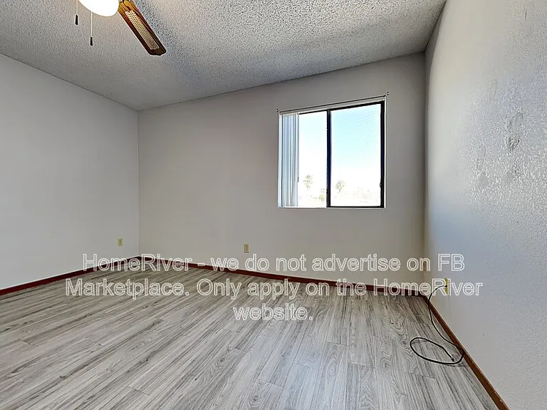 1957 Mesquite Ave #9 — Photo 7
