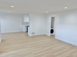 1448 Monterey Blvd APT 208, Hermosa Beach, CA 90254