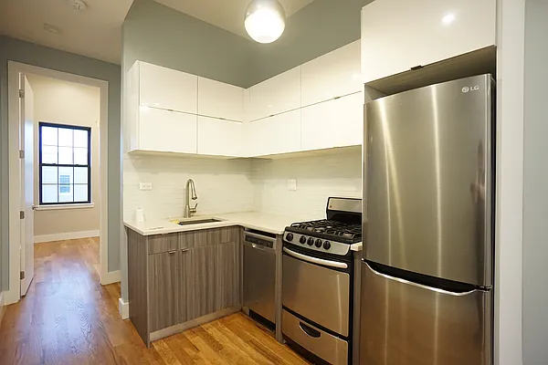 Rented by Rennit Inc. | media 16