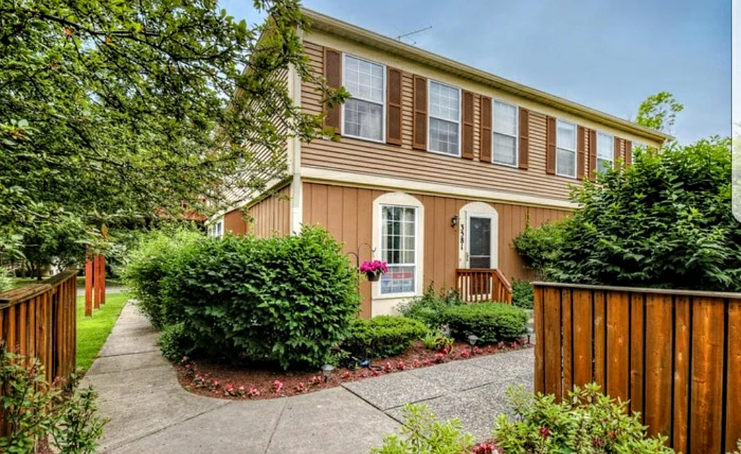 3581 Whispering Brook Ct SE photo 1