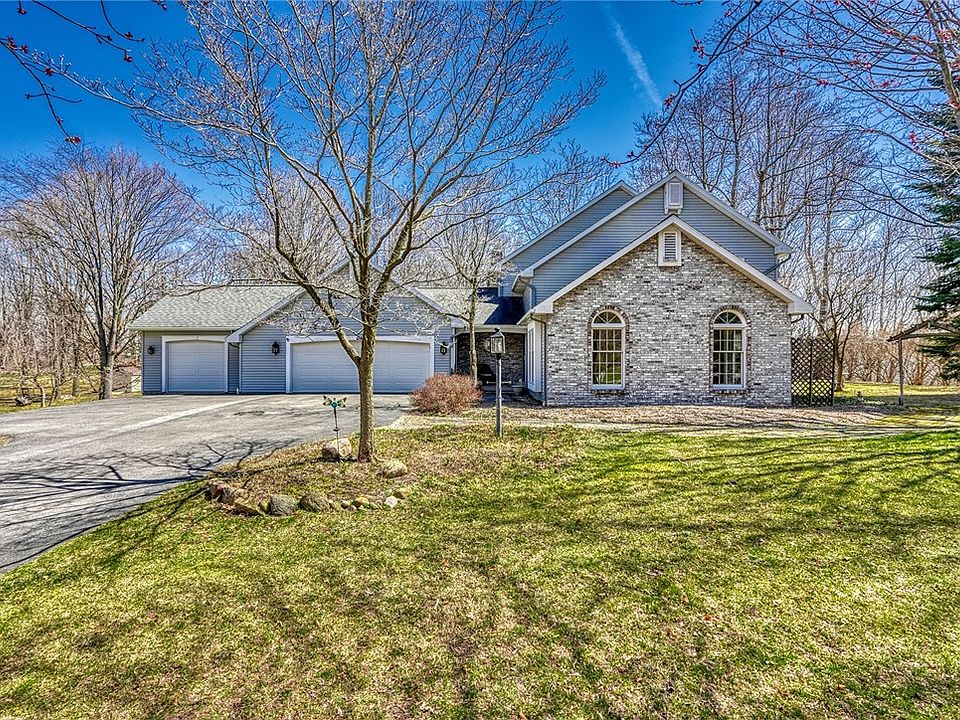 1341 New Seabury Ln, Victor, NY 14564 | Zillow