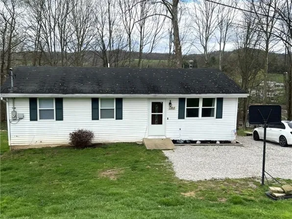 1185 Browns Rd, Marietta, OH 45750