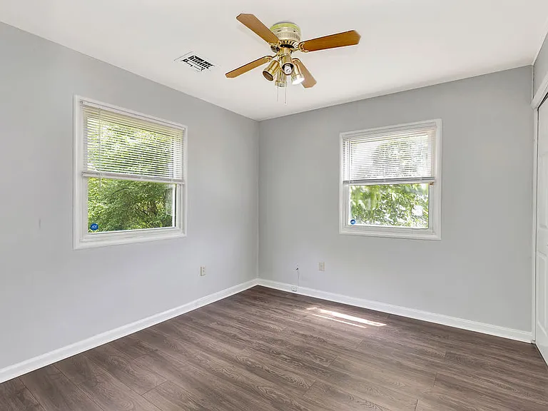 3232 Deshler Dr — Photo 11