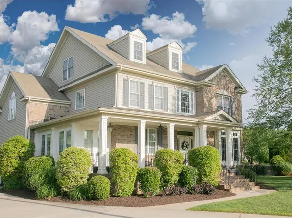 304 Mistral Pl, Chesapeake, VA 23322