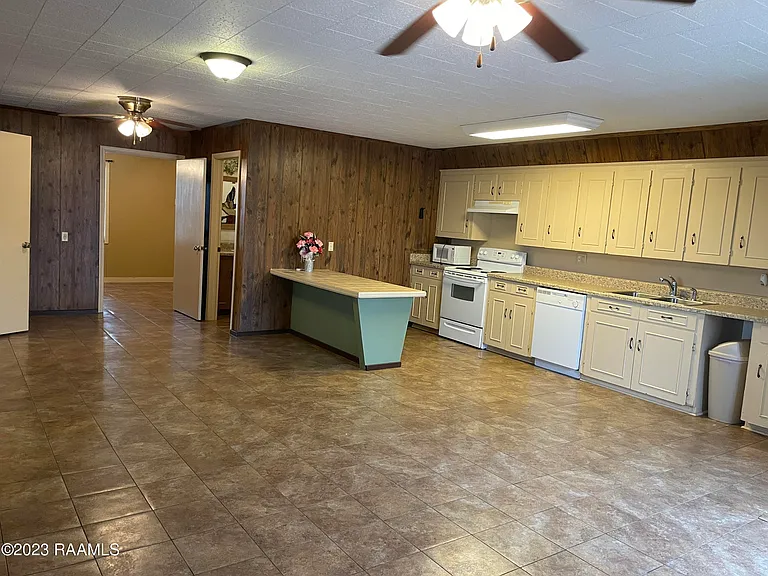 6332 Roberts Cove Rd #1 — Photo 5