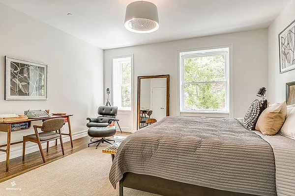 Rented by Dixon Advisory USA Inc. | media 40