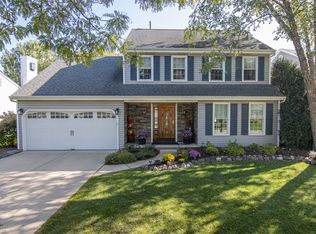 637 Westfield Crse, Geneva, IL 60134