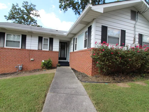 101 E Magnolia Ln, Oak Ridge, TN 37830