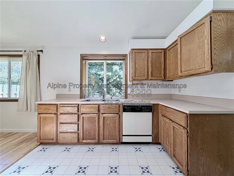 7066 SW 156th Ave — Photo 10