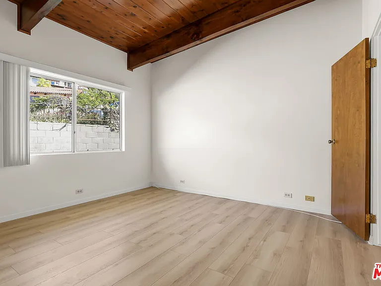 1340 El Hito Cir — Photo 13