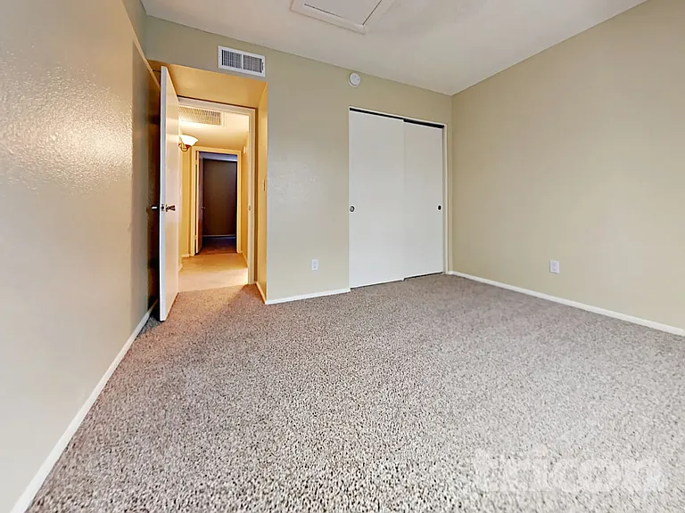 3413 E Dragoon Ave — Photo 11