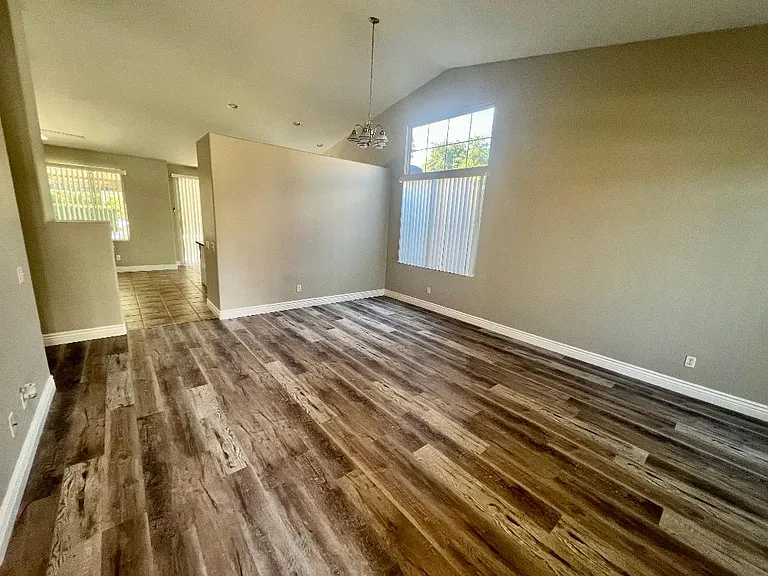 24689 Lincoln Ave — Photo 2