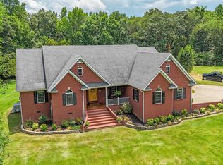 225 Nixon Loop, Savannah, TN 38372