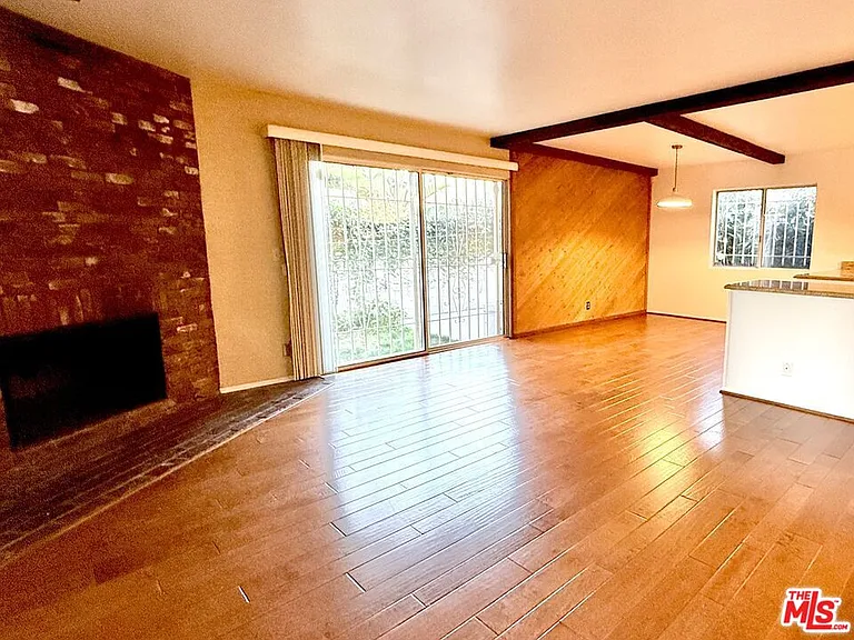 4322 Berryman Ave — Photo 2