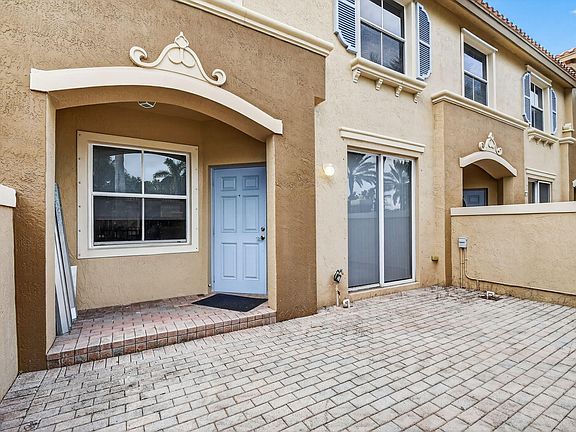 3rd image of 2938 Hope Valley St APT 109