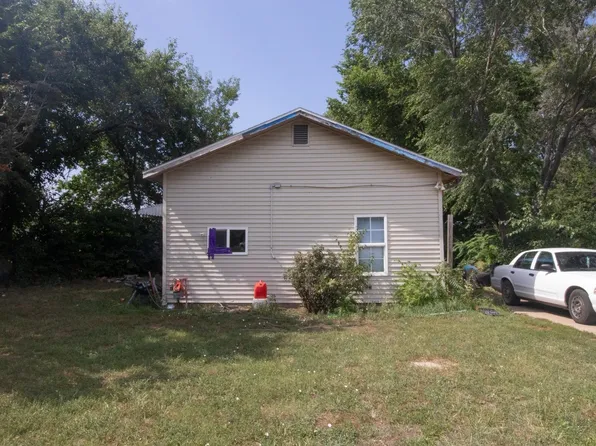 511 W Lincoln Ave, Wellington, KS 67152