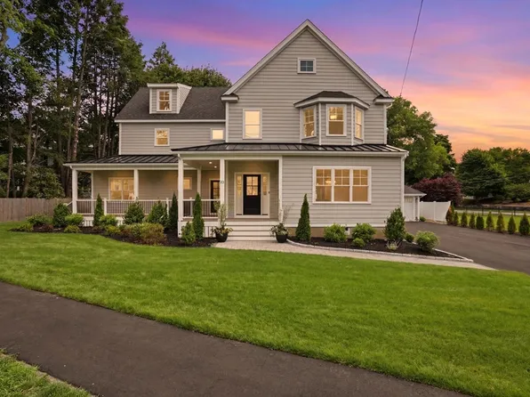 13 Parker Rd, Wakefield, MA 01880
