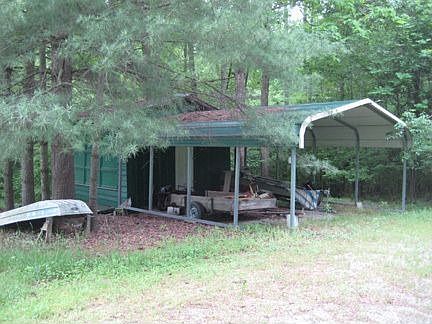 Workshop/storage barn with electricity