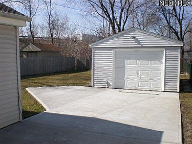 2nd image of 456 Wesley Ave