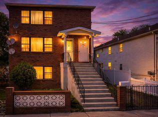 235-15 Bentley Rd #1, Rosedale, NY 11422