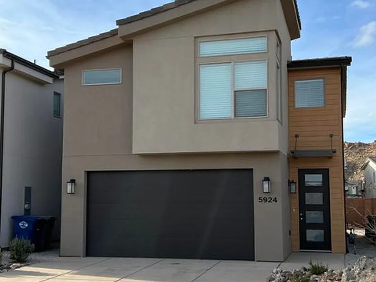 5924 S Aragorn Ln — Photo 1