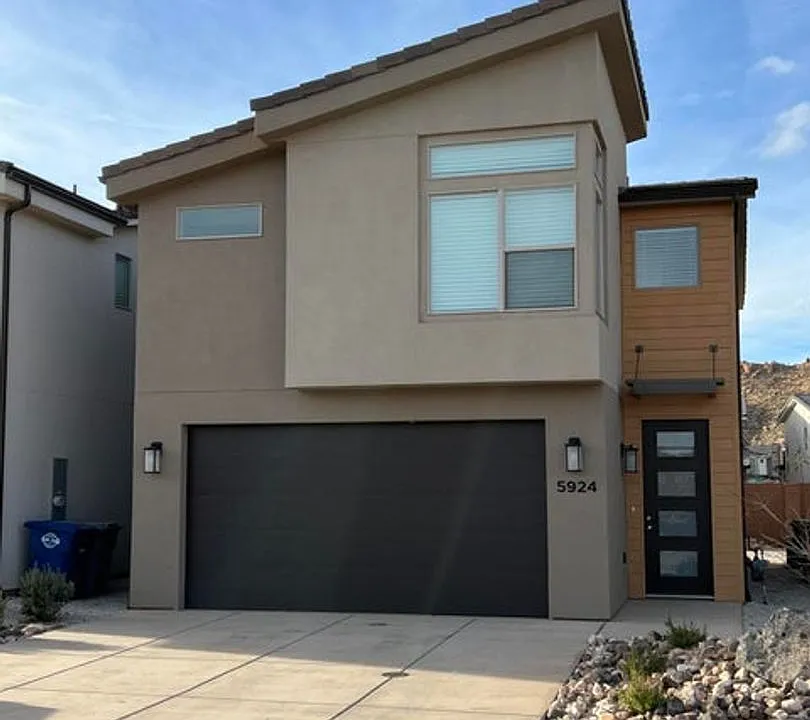 5924 S Aragorn Ln