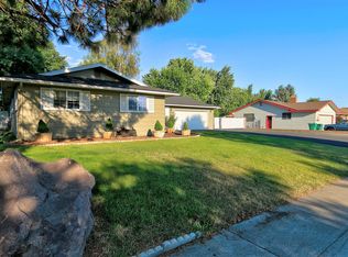 4435 Day Dr, Klamath Falls, OR