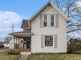 652 E Market St, Nappanee, IN 46550