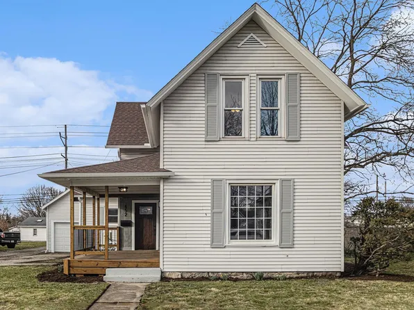 652 E Market St, Nappanee, IN 46550