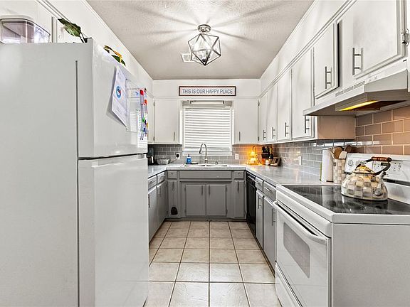 5th image of 506 N 2nd St