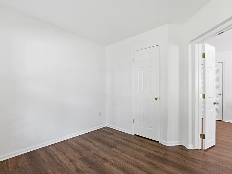 5301 Tudor Dr — Photo 17