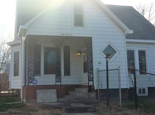 100 W Pine St, Springfield, IL 62704