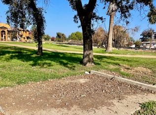 1814 E Houston Ave, Visalia, CA