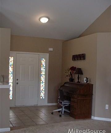 3rd image of 53396 Meadow Creek Dr