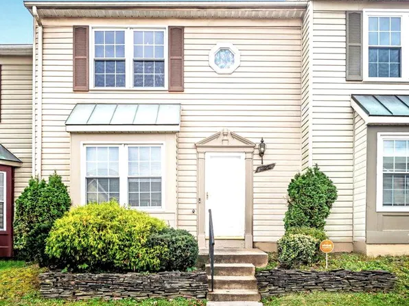 1744 Countrywood Ct, Landover, MD 20785