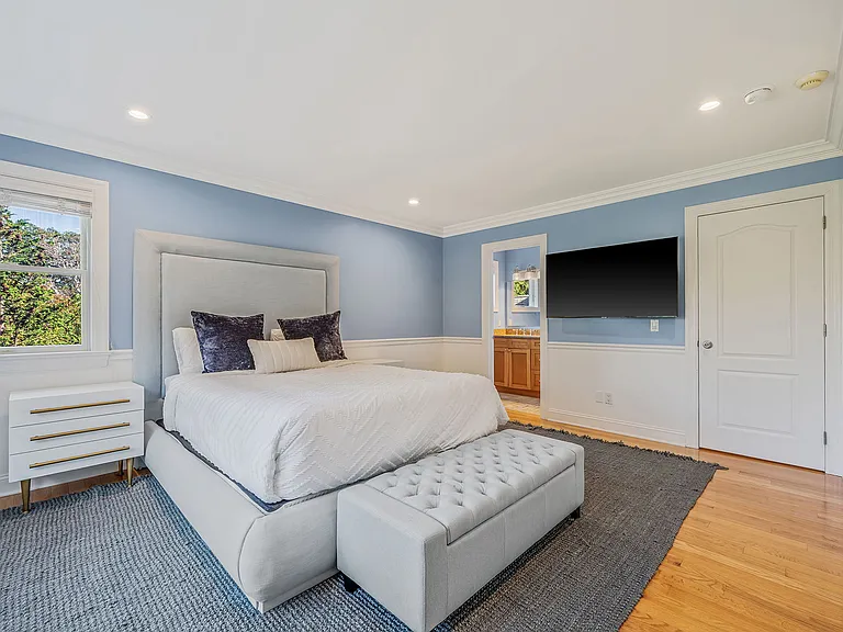 32 Vail Ave #A — Photo 22