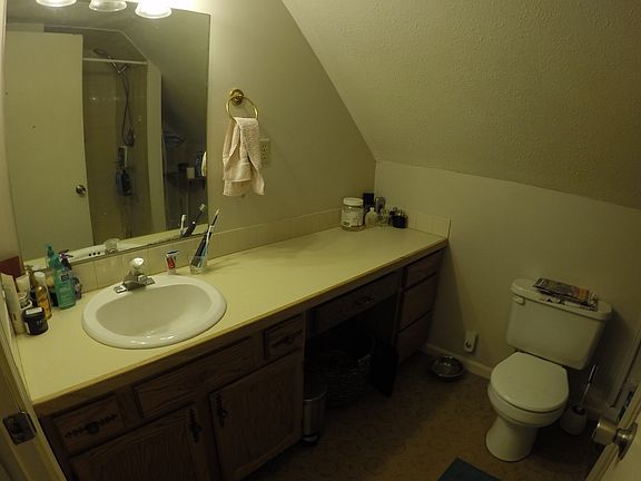 4th image of 2186 Atkins Ave