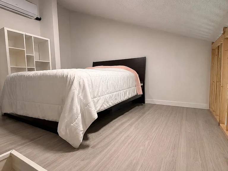 2700 Buttonwood Ave #1 — Photo 2