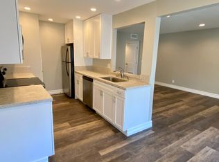 1299 Landsburn Cir, Thousand Oaks, CA 91361