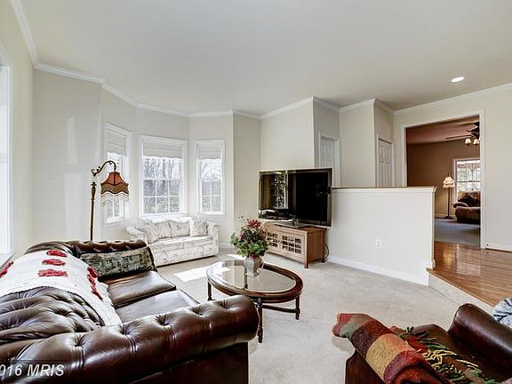 5th image of 5227 Robert Hunt Ct
