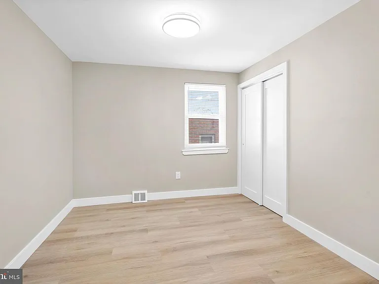 10755 Jeanes St — Photo 5