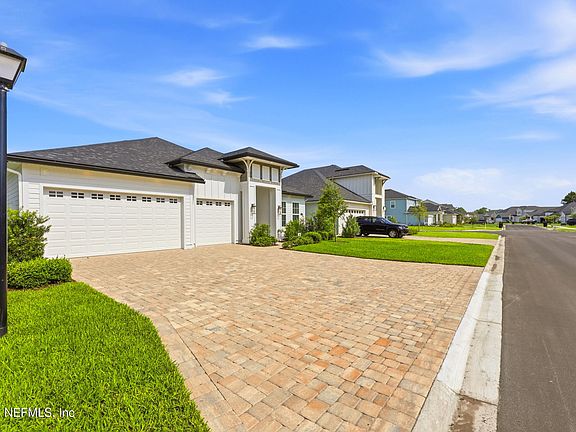 3rd image of 531 EAGLE MOON LAKE Drive