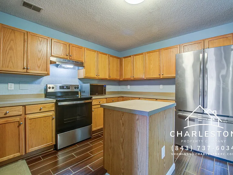 8637 Chloe Ln — Photo 9