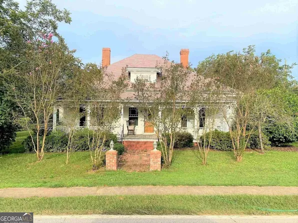 85 S Broad St, Bowman, GA 30624