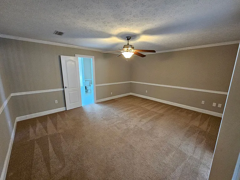 2103 Coral Dr — Photo 29
