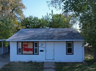 1431 E 27th St, Des Moines, IA 50317