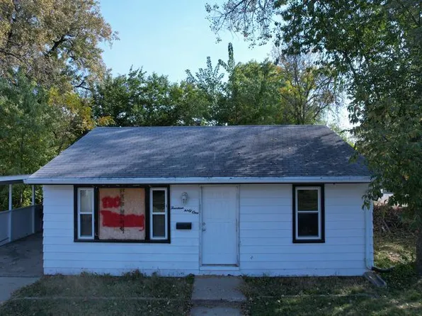 1431 E 27th St, Des Moines, IA 50317