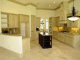 3rd image of 418 Royal Lakes Manor Blvd